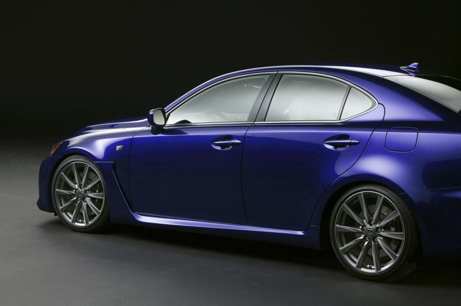  Lexus IS-F 2010 года  (фото 13 из 140)